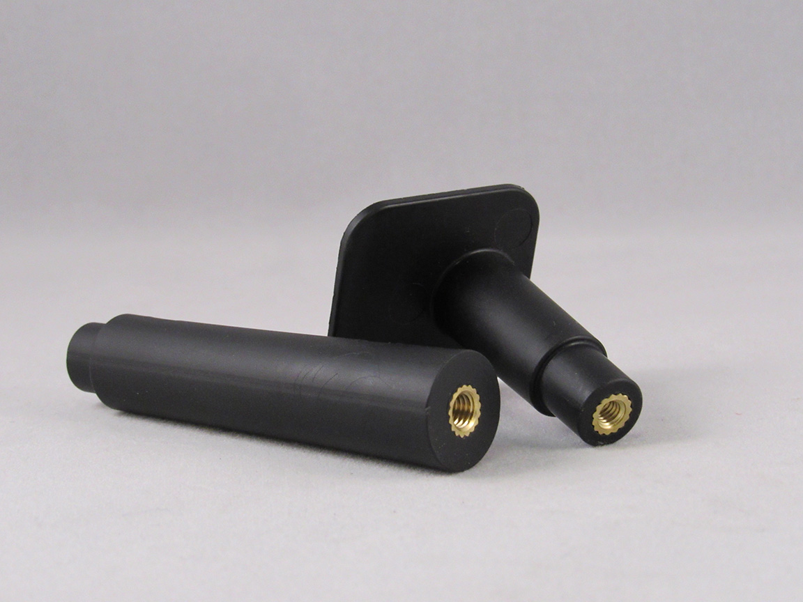 plastic injection molding Inserted Stand-offs with heat staking inserts